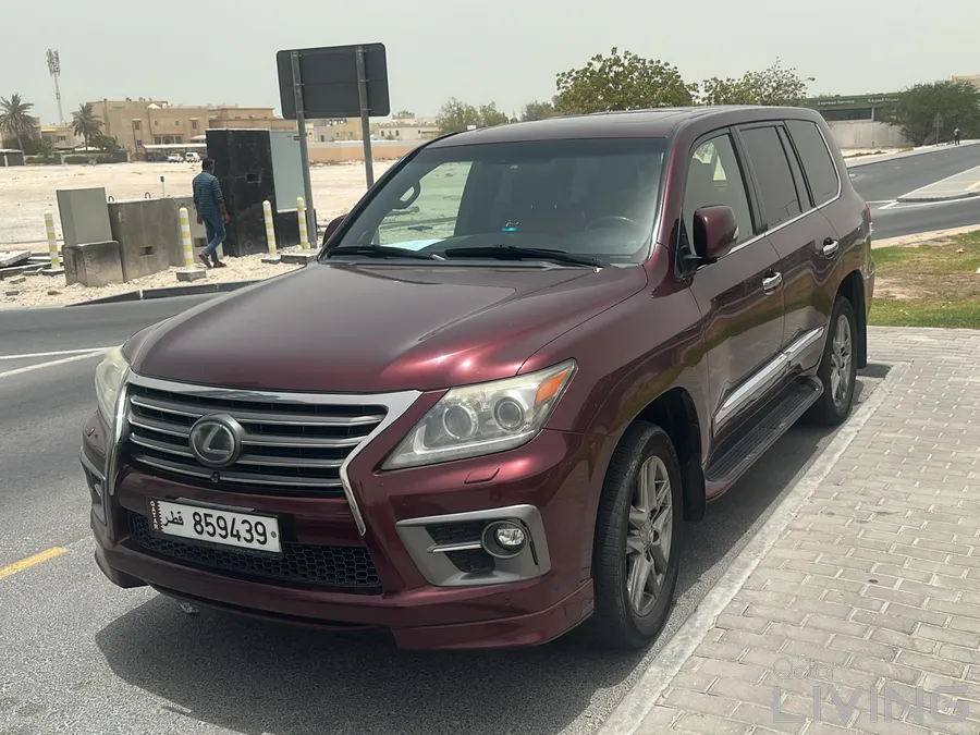 LEXUS LX570 S FAMILY USED CAR 2014 Mode.